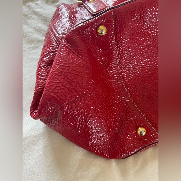 Prada red patent leather bag 🌶️ - Picture 7 of 14